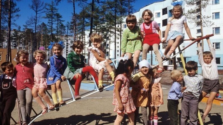 Снимки, которые помнят: душевная подборка фотографий и артефактов советской эпохи