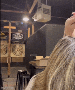 Женская логика в действии: гифки, которые заставят вас улыбнуться