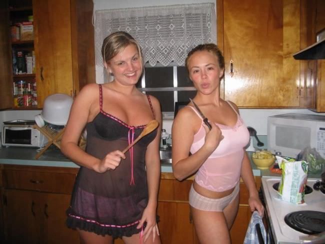 Пикантные фото девушек из социальных сетей в нижнем белье